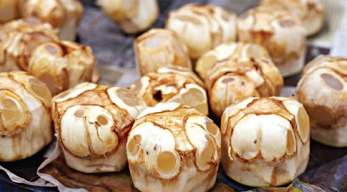 ১ টাকায় তাল কিনে ১০ টাকায় বিক্রি!